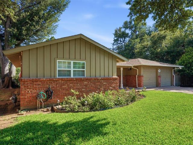 House for sale in Hurst, Texas