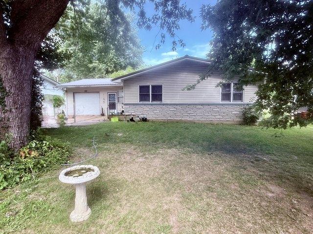 House for sale in Mountain Grove, Missouri