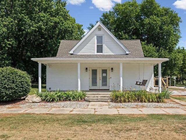 House for sale in New Richmond, Indiana