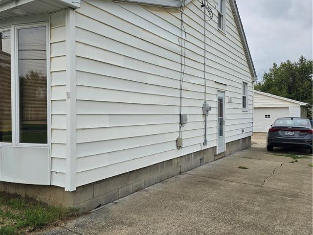 House for sale in Garden Heights, Struthers