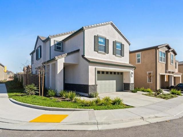 House for sale in Santa Paula, California