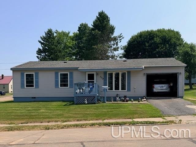 House for sale in Iron River, Michigan