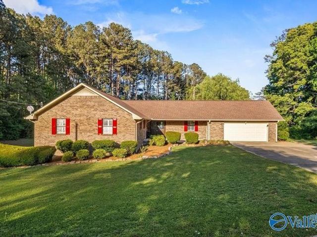 House for sale in Centre, Alabama