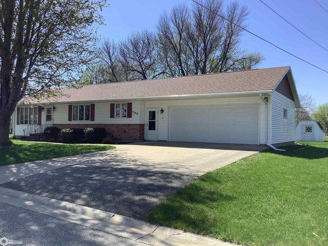 House for sale in Buffalo Center, Iowa