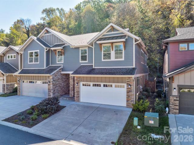 Townhouse for sale in Black Mountain, North Carolina