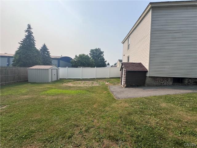 House for sale in Oneida, New York