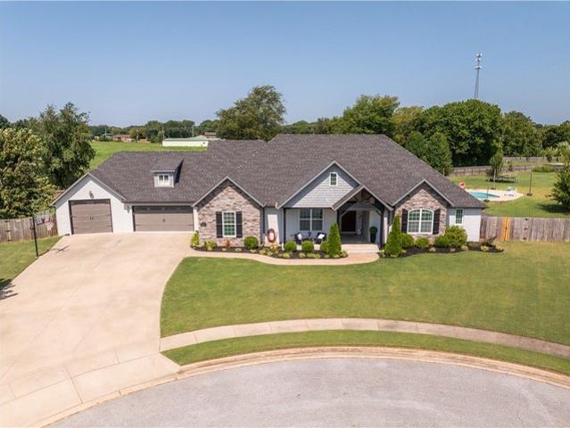 House for sale in Ark