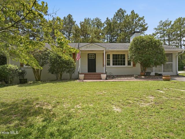 House for sale in Aberdeen, North Carolina