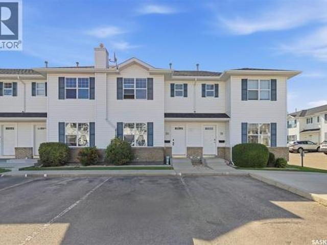 Townhouse for sale in Saskatoon, Saskatchewan