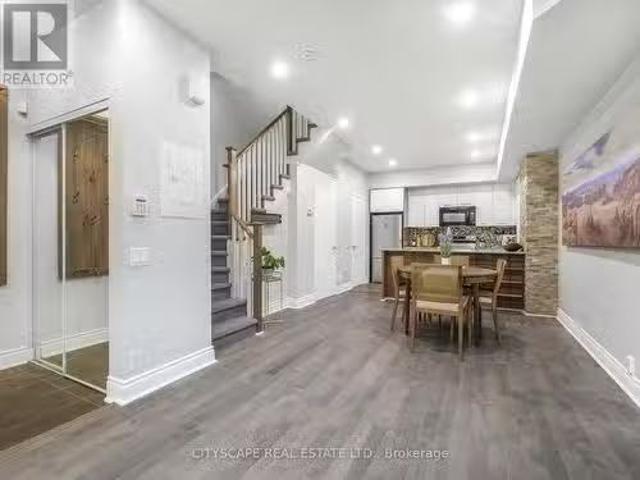 Condo for sale in Etobicoke