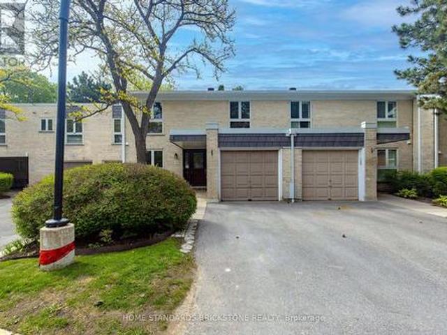 Townhouse for sale in Woburn, Ontario