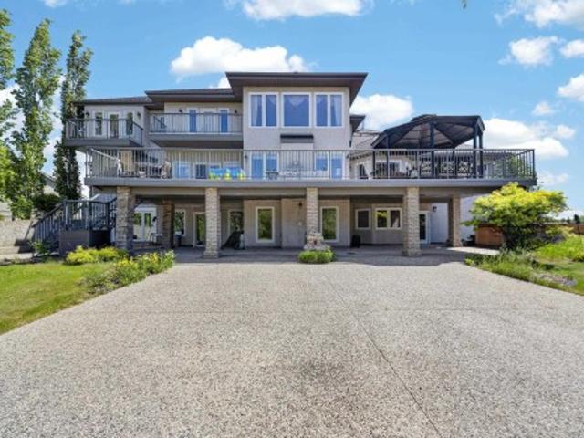 House for sale in Alberta