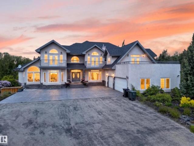 House for sale in Victoria Park Estates, Strathcona County