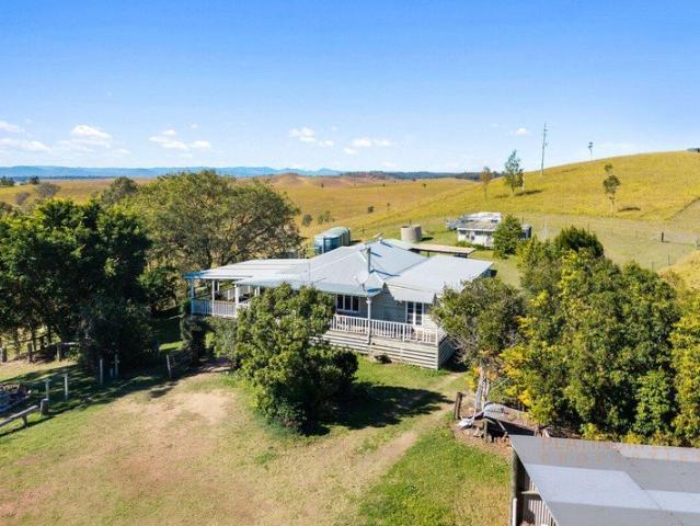 Cottage for sale in Knapp Creek, Queensland