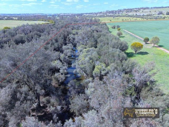 Cottage for sale in Dale, Western Australia