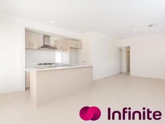 House for rent in Golden Bay