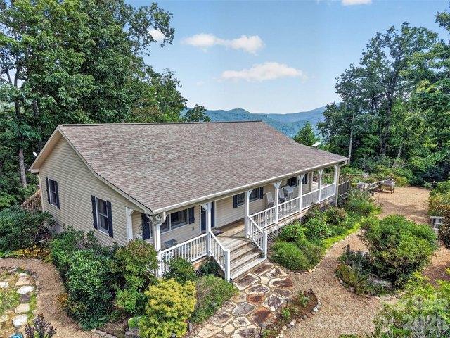 House for sale in Hendersonville, North Carolina