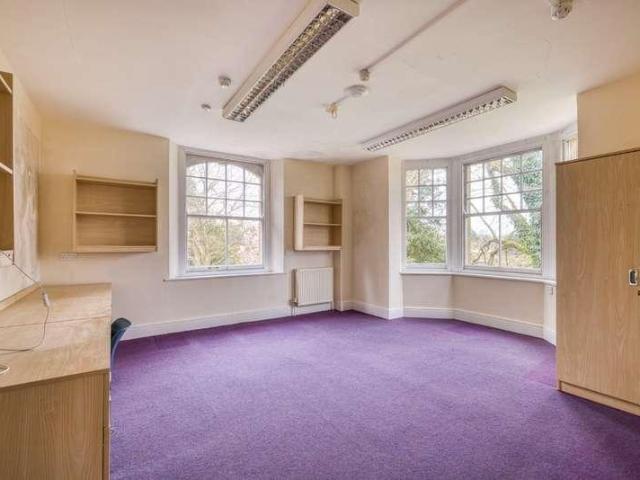 House for sale in Pitcombe