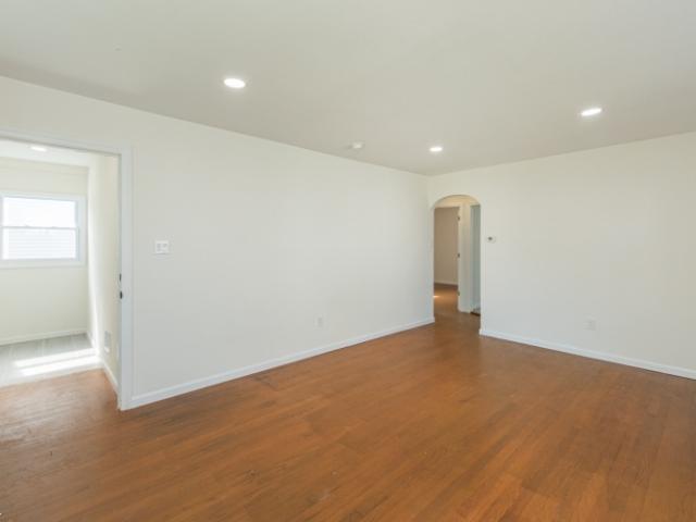 House for sale in Bloomfield, New Jersey