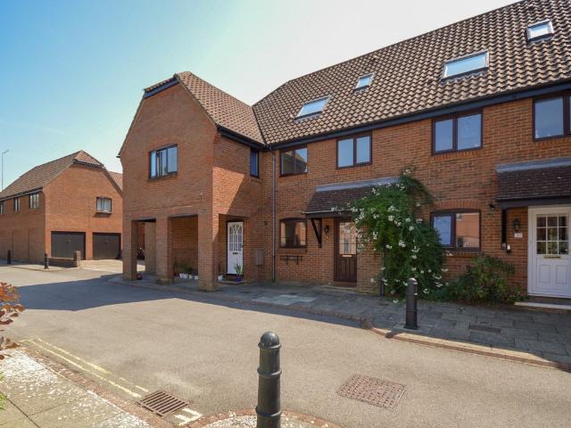 House for rent in Chichester, Littlecote
