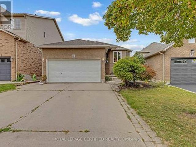 House for sale in Ancaster, Ontario