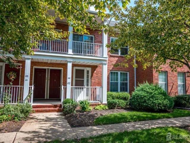 Townhouse for sale in Metuchen, Middlesex County