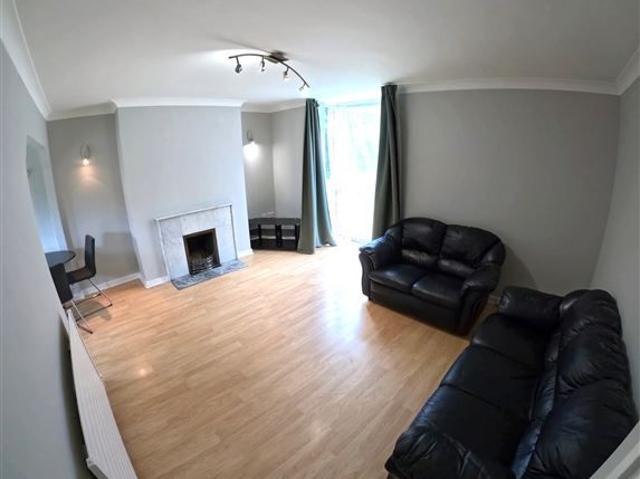 Apartment to rent in Blackrock