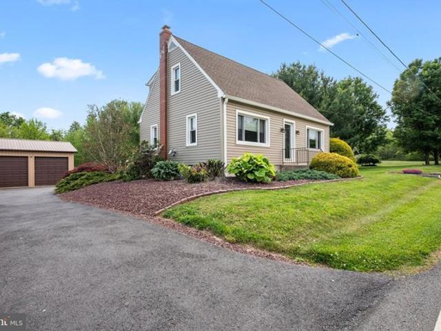 House for sale in Fleetwood, Pennsylvania