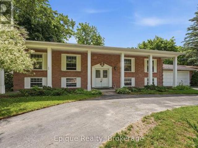 House for sale in Waterloo, Ontario