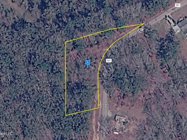Land for sale in Como, Mississippi