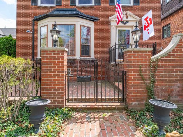 House for sale in Grosse Pointe, Michigan