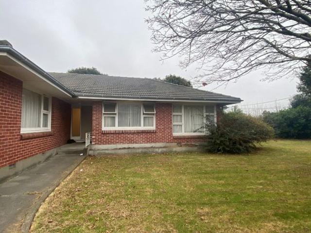 House for rent in Chaslands, Canterbury