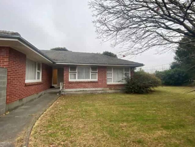 House for rent in Chaslands, Canterbury
