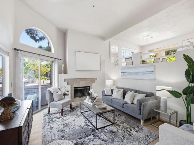 Townhouse for sale in San Mateo, California