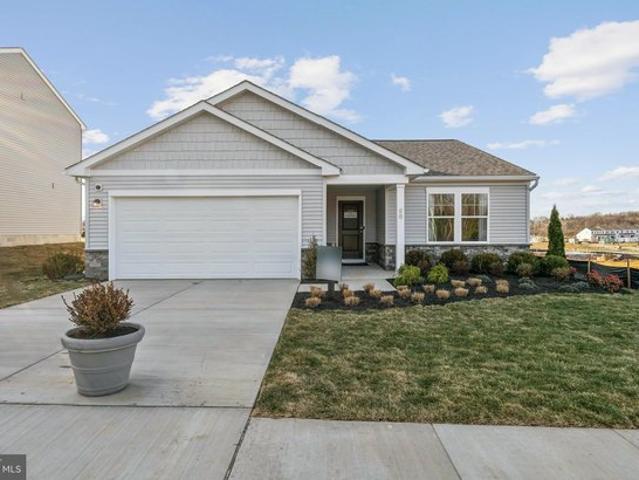 House for sale in Charles Town, West Virginia