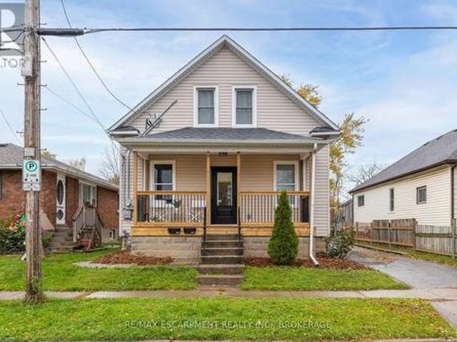 Property for sale in Welland, Golden Horseshoe