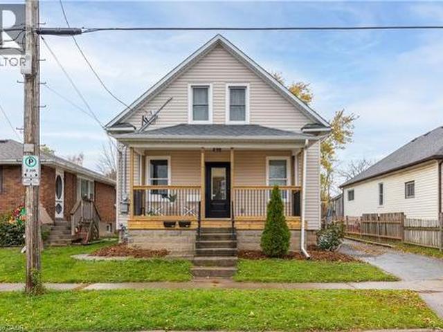 House for sale in Niagara, Ontario