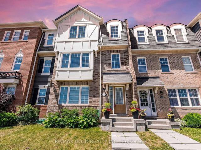 Townhouse for sale in Woburn, Ontario