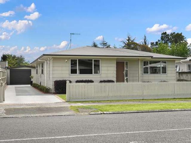 House for sale in Glenview, Hamilton City