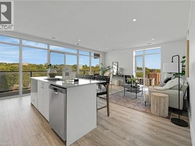 Condo for sale in Galt, Cambridge