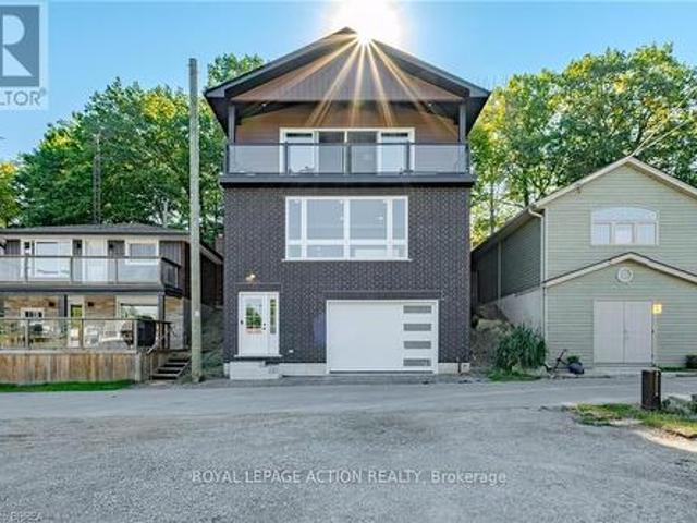 House for sale in Port Dover, Ontario