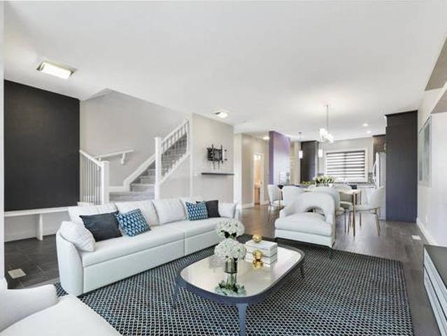 House for sale in Edmonton
