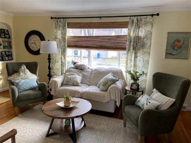 Property for rent in Oak Hill, New York