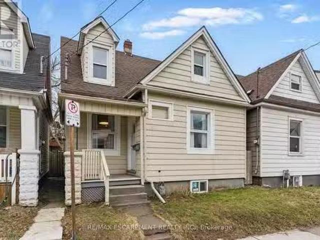 House for sale in Ancaster, Ontario