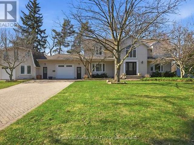 House for sale in Niagara, Ontario