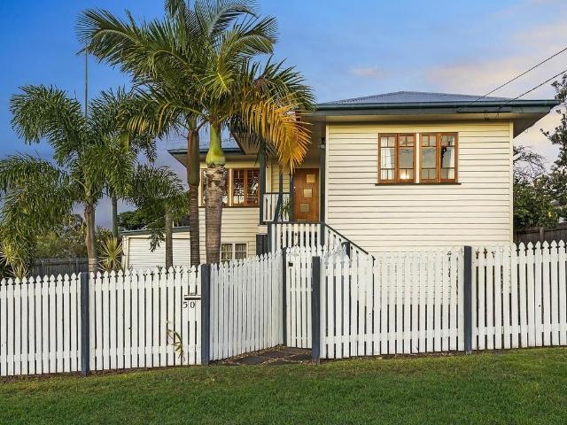 Apartment for rent in Camp Hill, Greater Brisbane