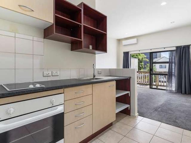 Apartment for sale in Mount Wellington