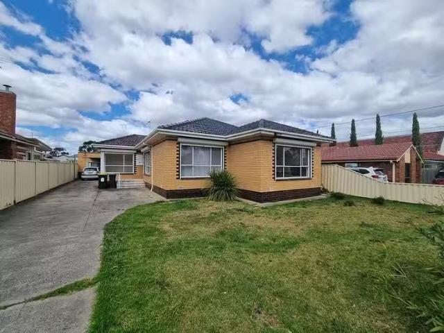 House for rent in Ardeer, Victoria