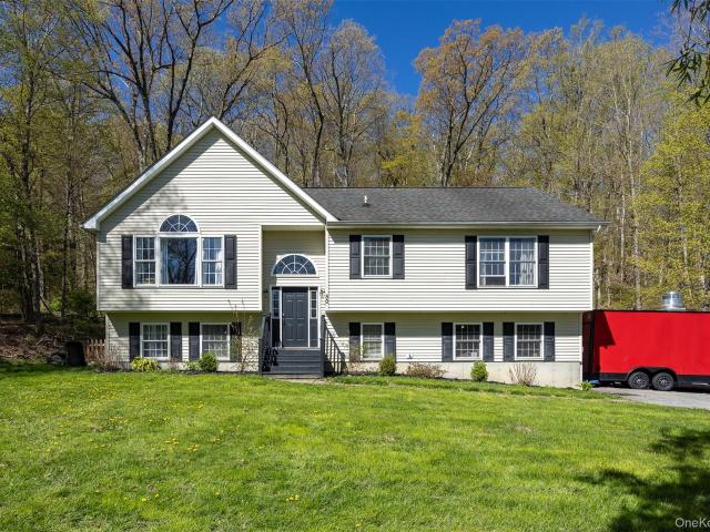House for sale in Millbrook, New York