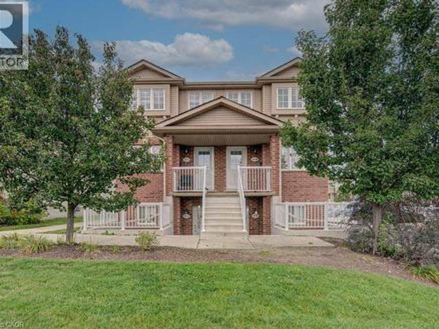 Townhouse for sale in Kitchener, Ontario